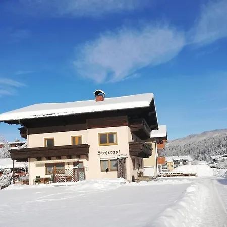 Haus Stegerhof شقة
